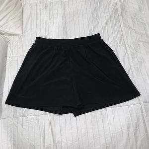 Leith black loose shorts